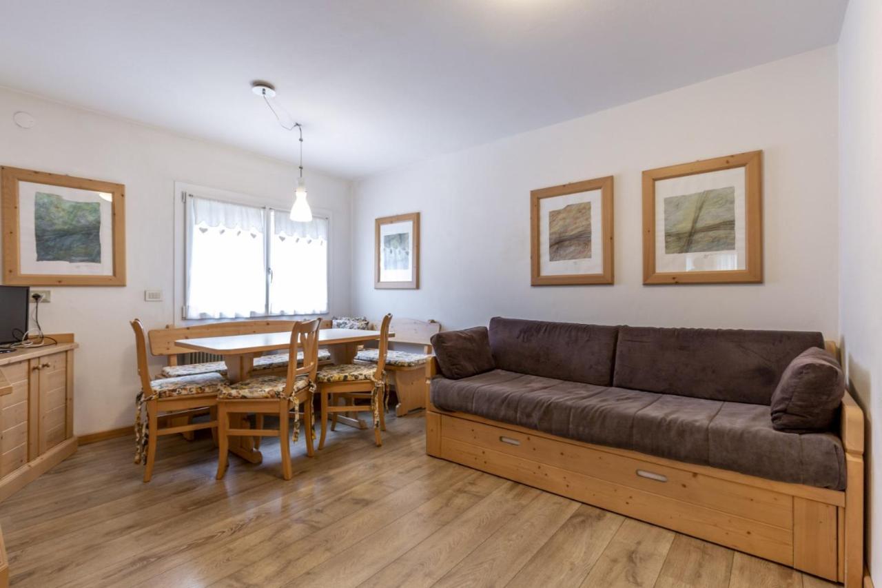 Ferienwohnung Stella Alpina Campitello di Fassa Exterior foto