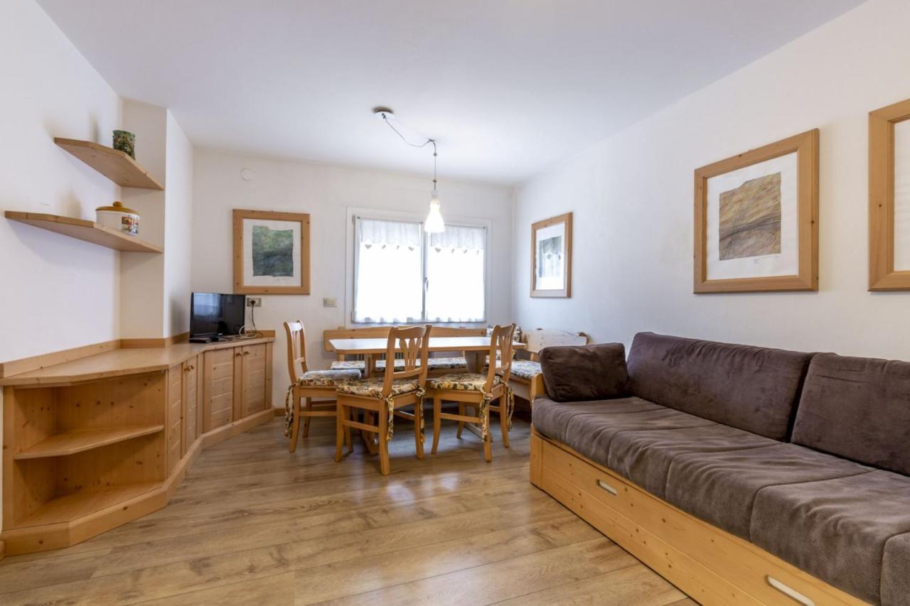Ferienwohnung Stella Alpina Campitello di Fassa Exterior foto