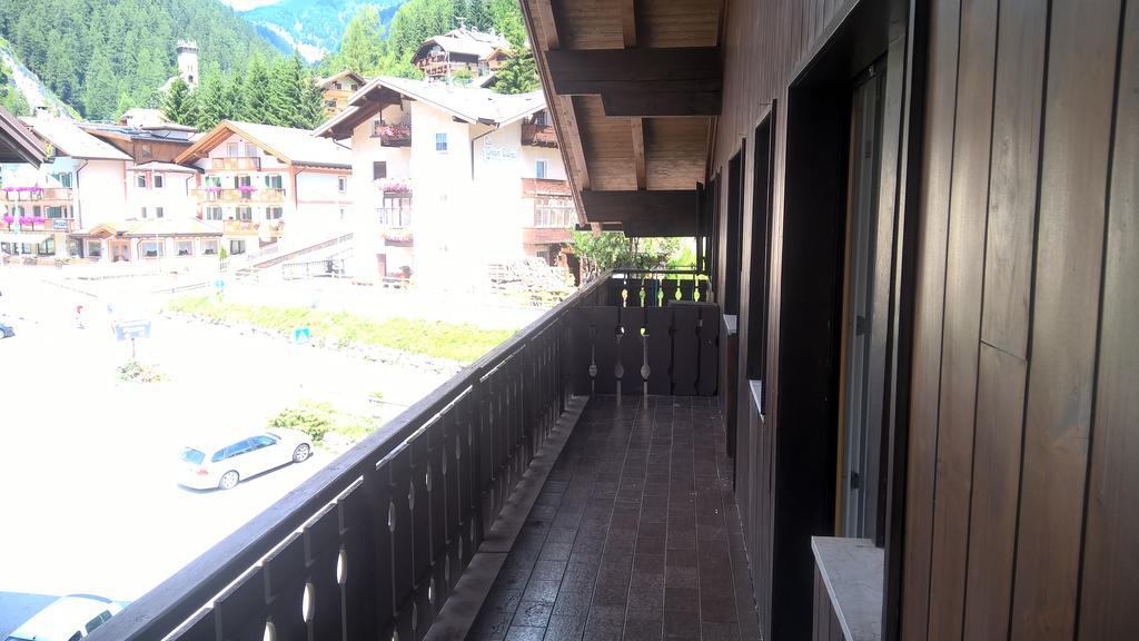 Ferienwohnung Stella Alpina Campitello di Fassa Exterior foto
